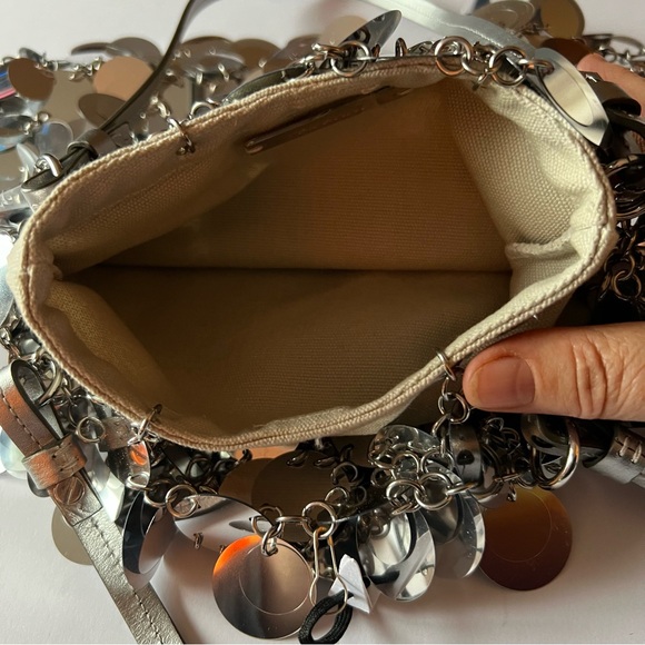 RABANNE BY PACO RABANNE SPARKLE SILVER DISC BAG NEW - Picture 10 of 15